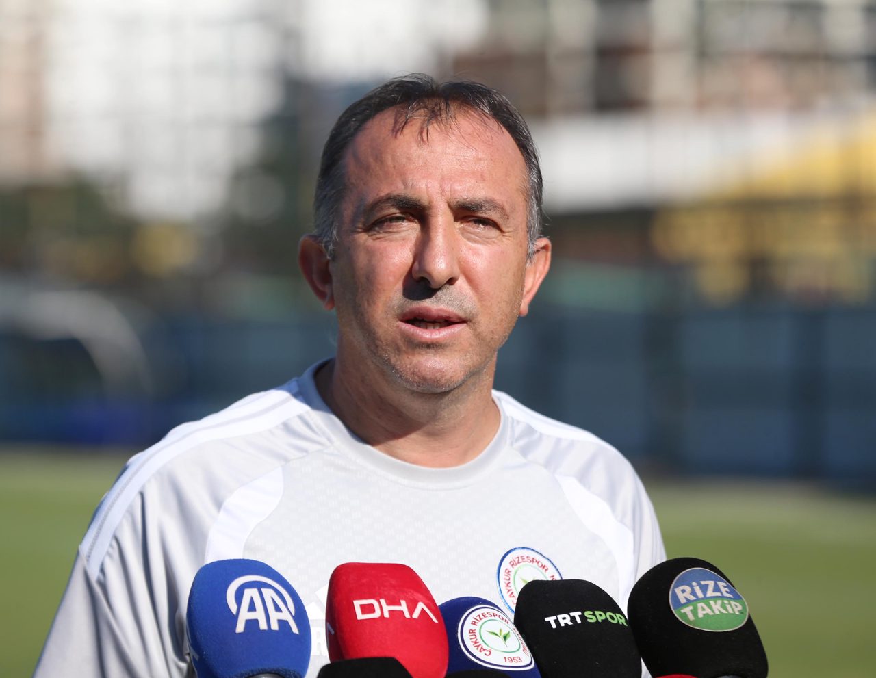 Sivasspor Teknik Direktörü İsmet Taşdemir'den transfer açıklaması: