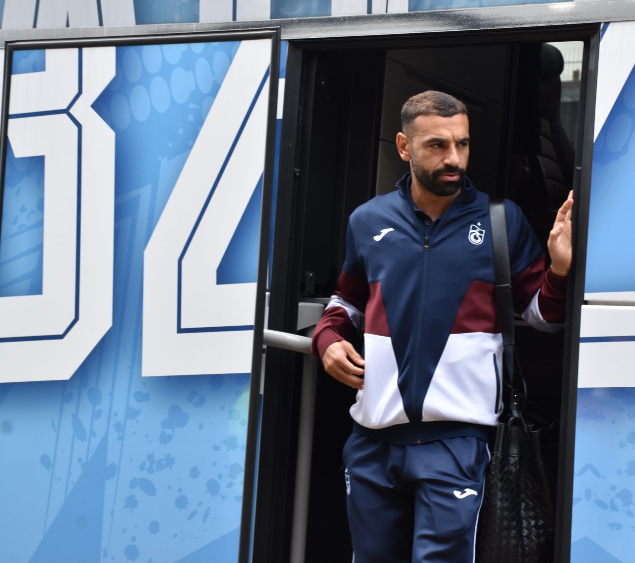 Trabzonspor kafilesi, Budapeşte'ye geldi