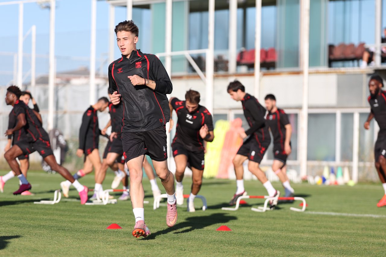 Sivasspor yarın Muğlaspor'u konuk edecek
