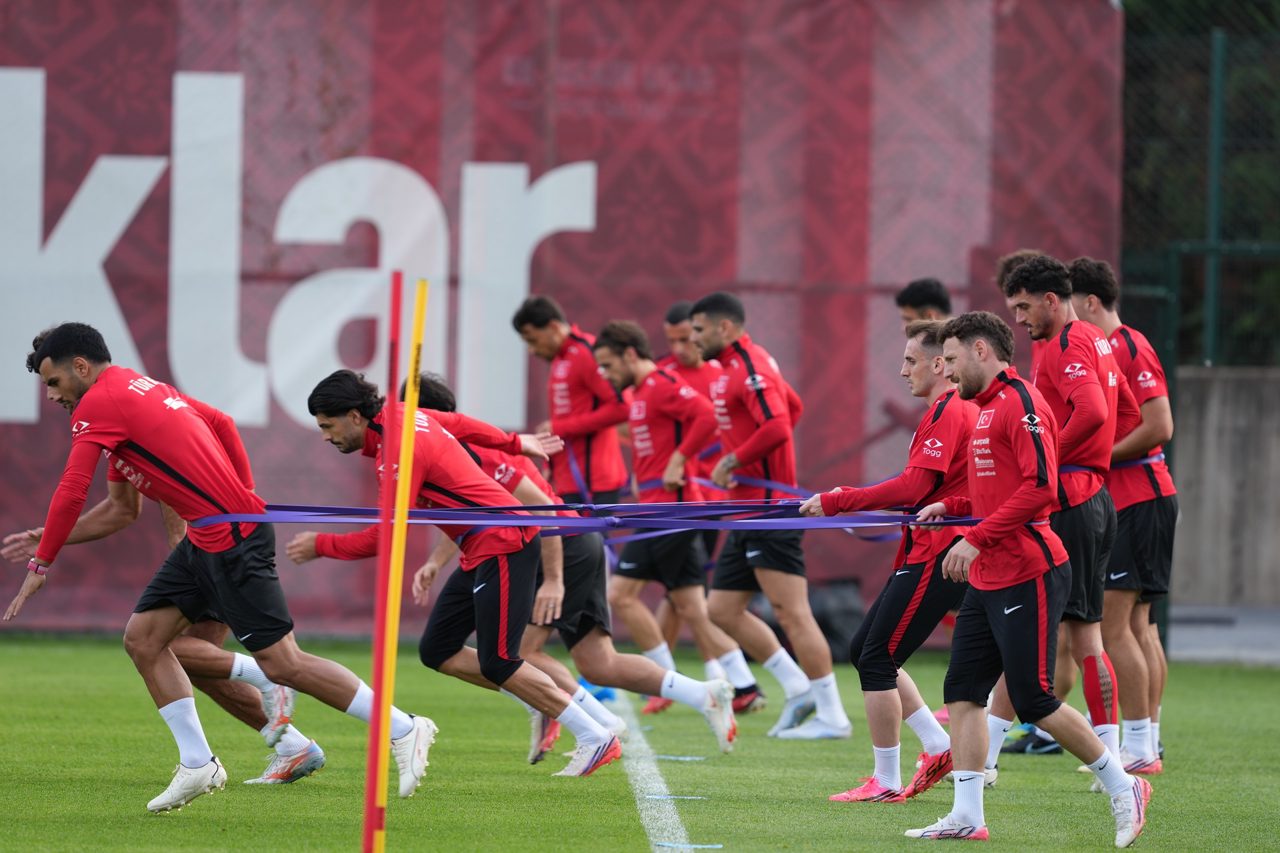 A Milli Futbol Takımı, İtalya maçı hazırlıklarına başladı
